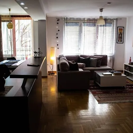 Apartman Udoban I Moderan Stan U Sarajevu.