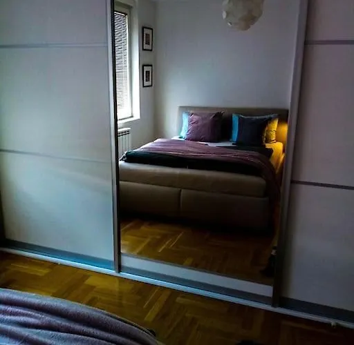 Udoban I Moderan Stan U Sarajevu. Apartment *